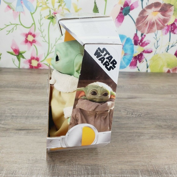Disney Star Wars Mandalorian The Child Baby Yoda Animatronic Hasbro Toy New ! - Picture 5 of 7